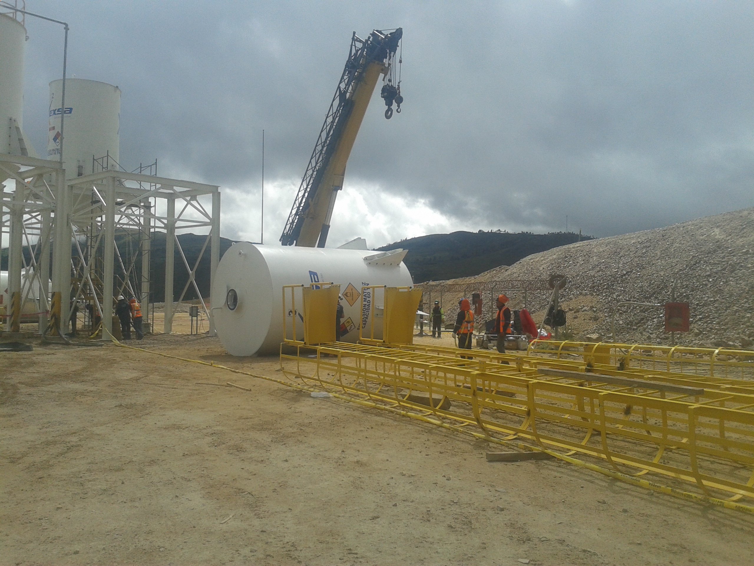 FABRICACIÓN Y MONTAJE DE SILO DE EMULSIÓN PARA EXSA SA