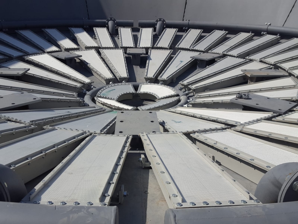 SILO DE CEMENTO DE UN FUSTE